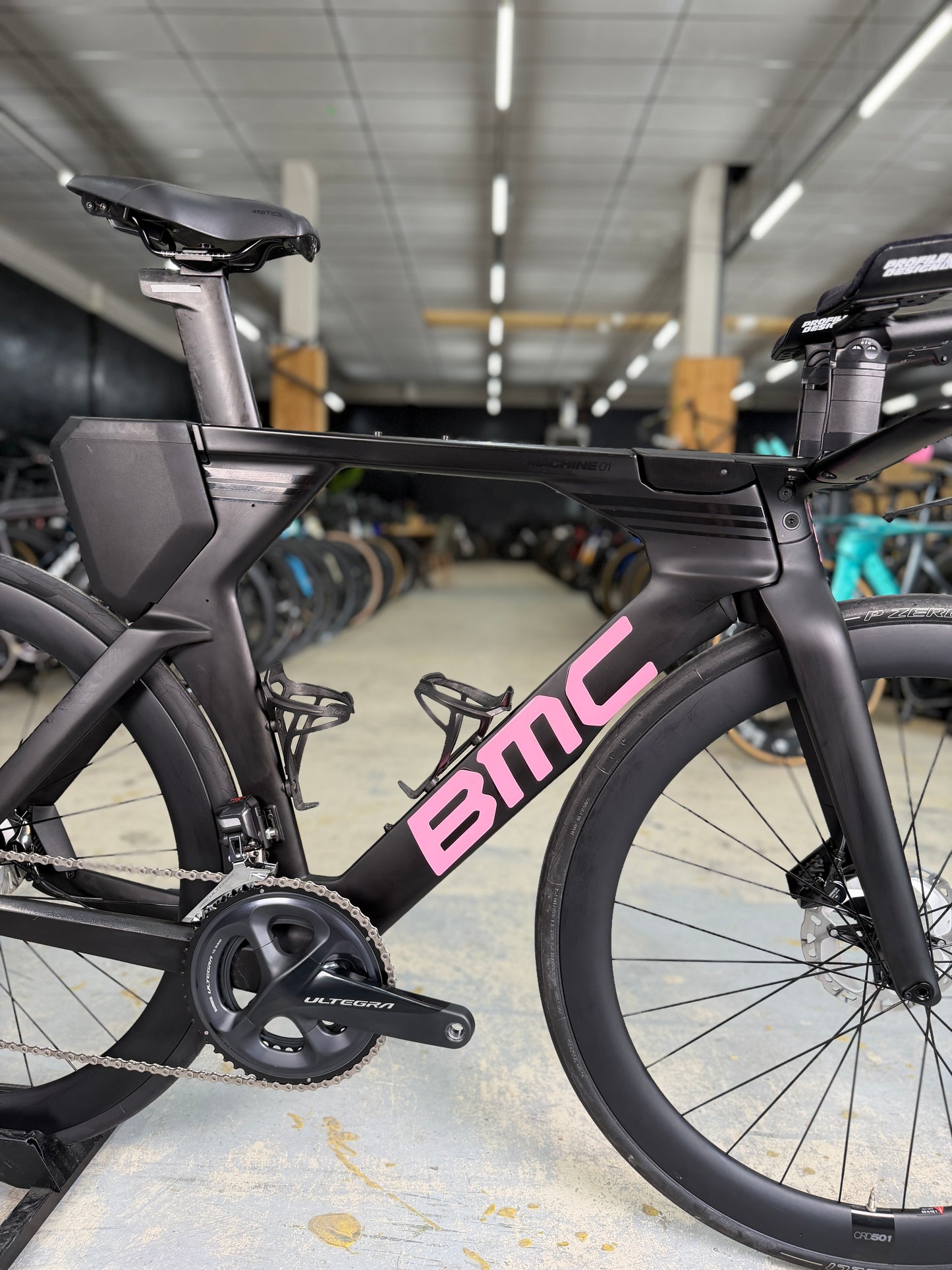 100km BMC Timemachine 01 ONE Di2 Carbon TT