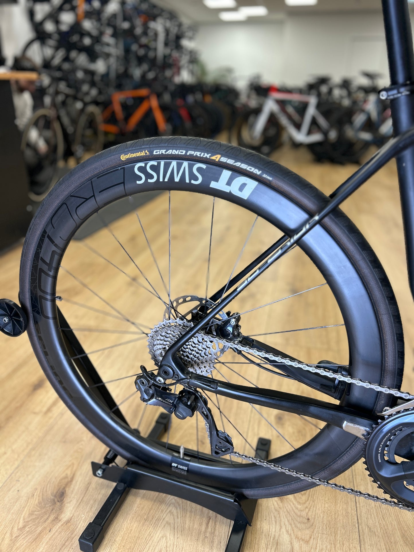 SUP X-Road Di2 Carbon Racefiets