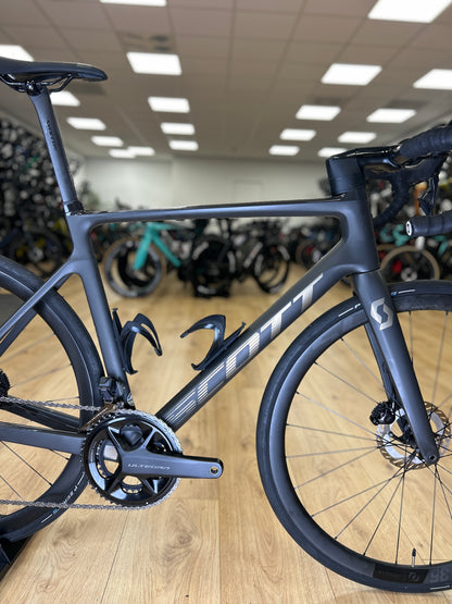 Scott Addict RC15 Di2 Carbon Road Bike