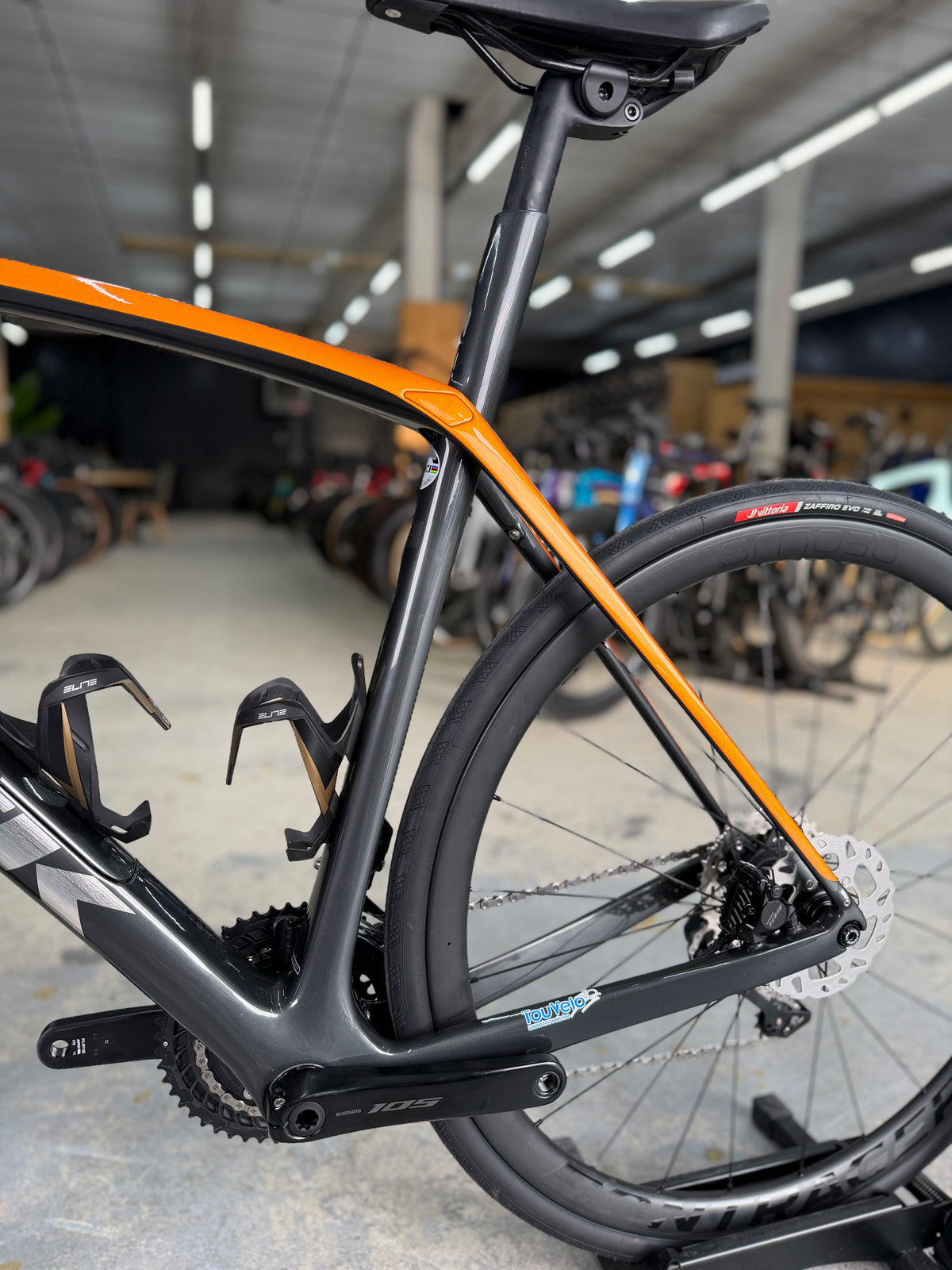 Trek Domane SL7 Di2 Carbon Road Bike