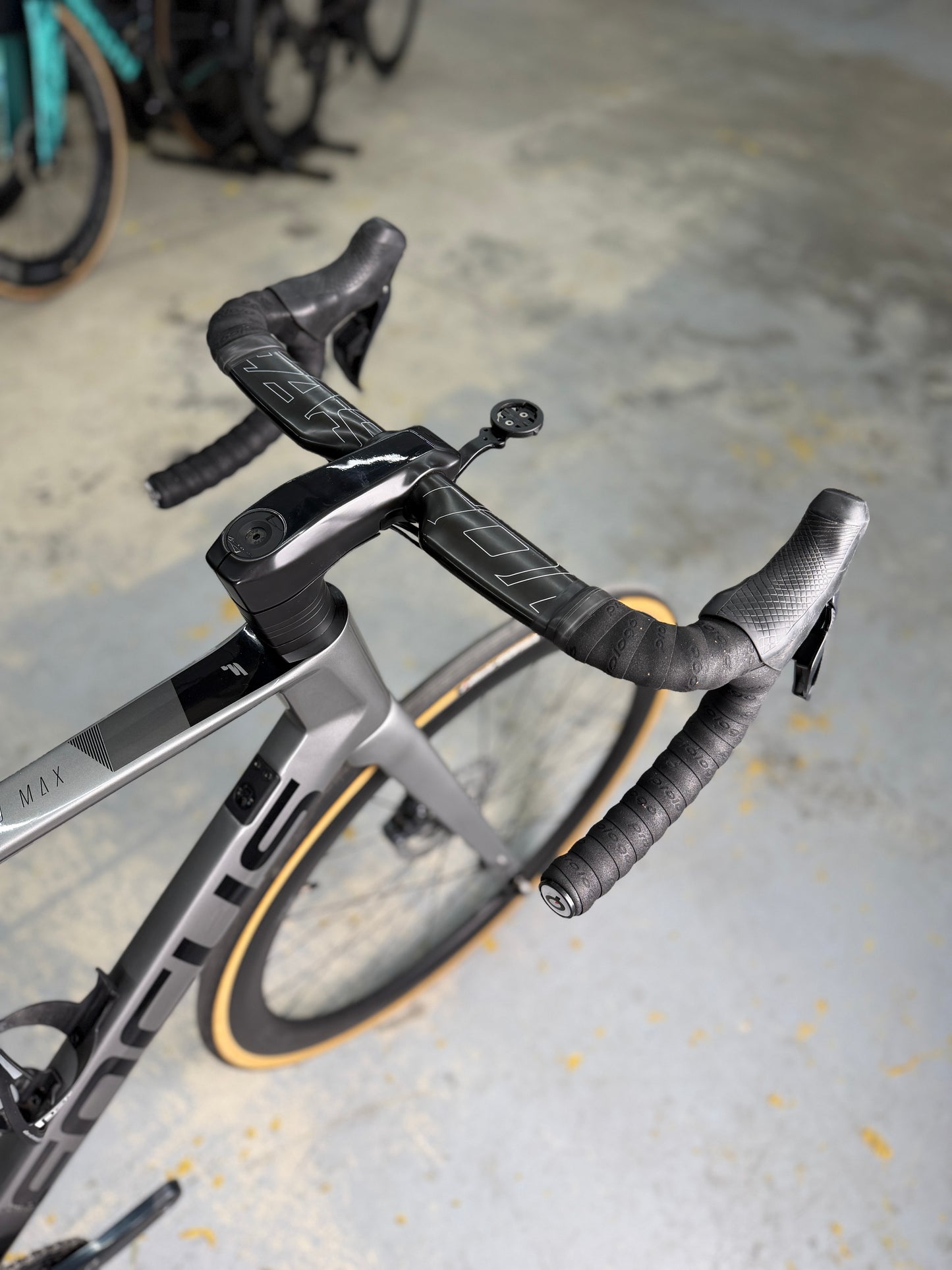 Focus Izalco Max 9.7 Di2 Carbon Racefiets
