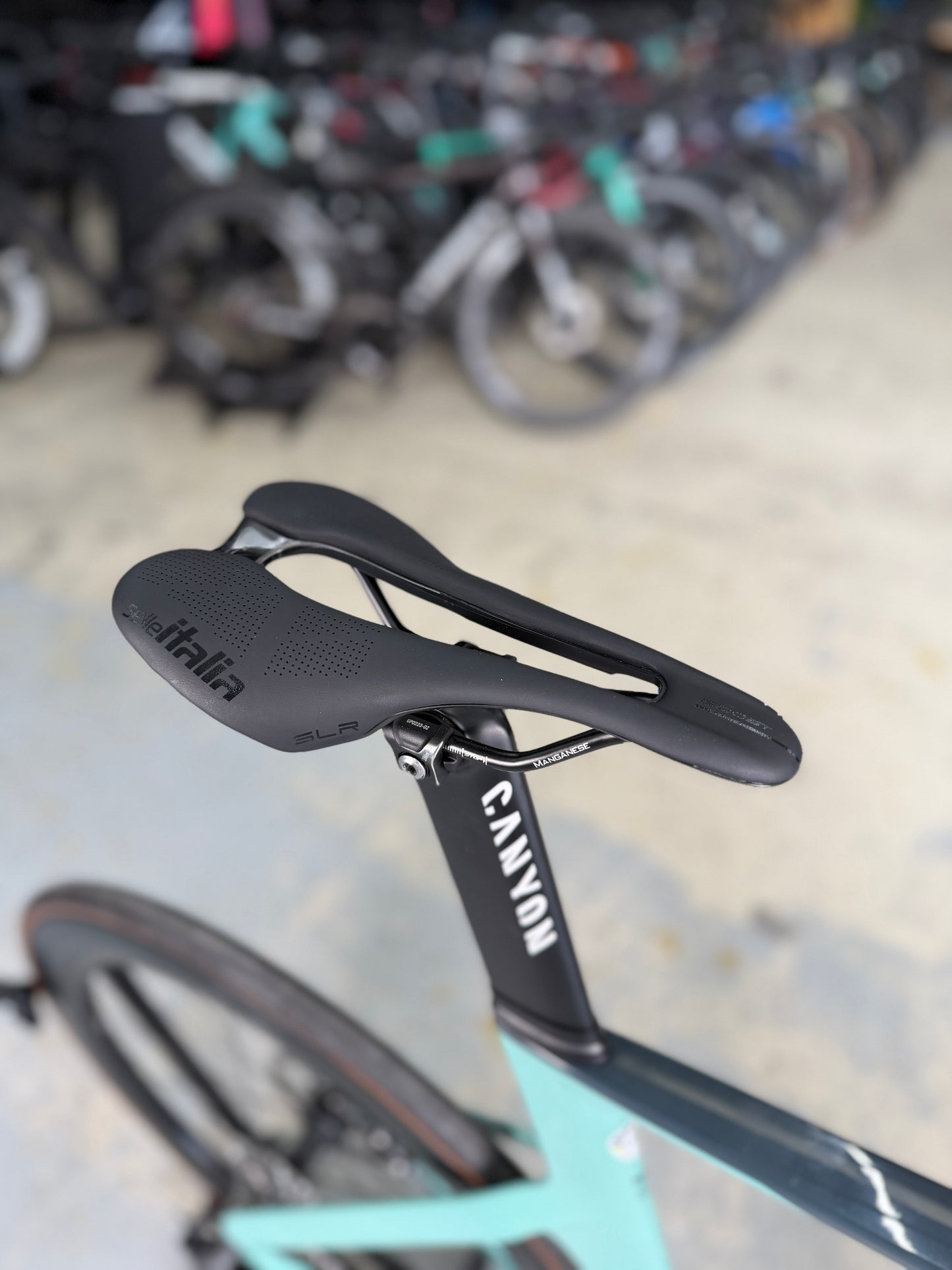 Canyon Aeroad CF SLX AXS Carbon Racefiets