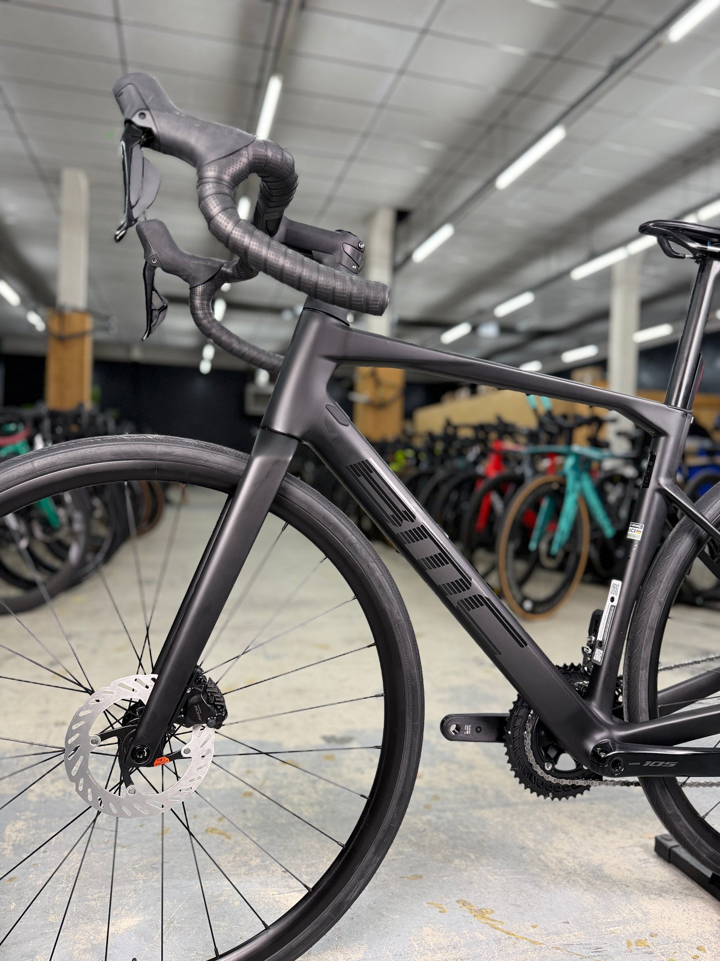 NIEUW BMC Roadmachine Carbon Racefiets