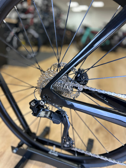 0km Showroom Model Sensa Giulia Supremo Di2 Carbon Racefiets