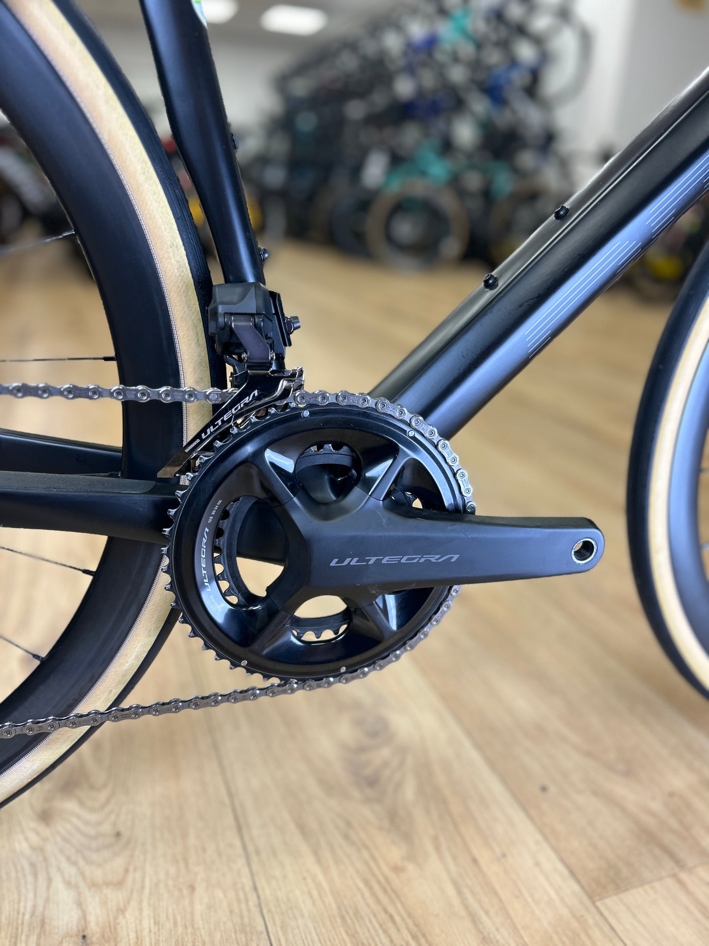 BMC RoadMachine 01 Di2 Carbon Road Bike