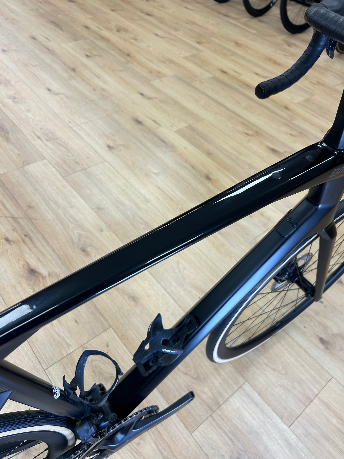 BMC Roadmachine 01 Di2 Carbon Racefiets