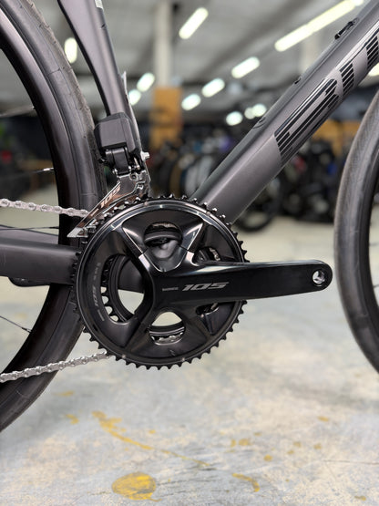 NIEUW BMC Roadmachine TWO Di2 Carbon Racefiets