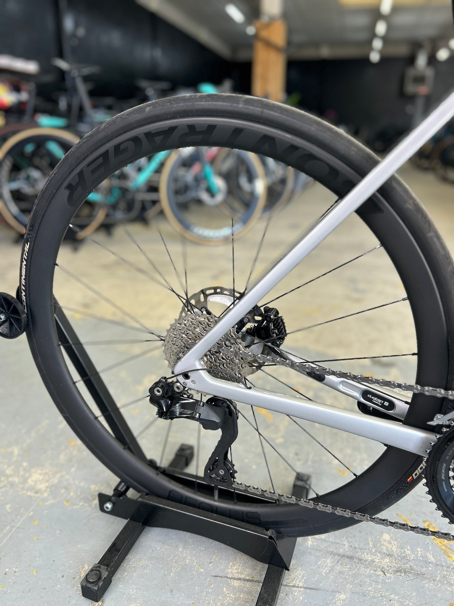 Trek Emonda SL6 Pro Di2 Carbon Road Bike