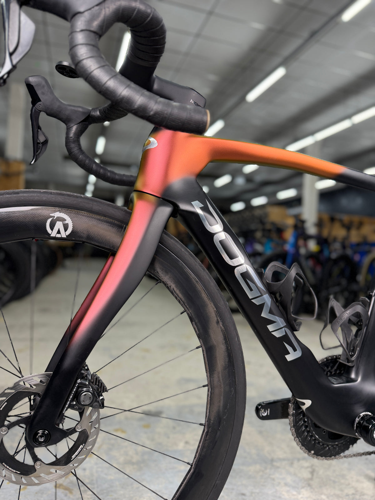 Pinarello Dogma F Dura Ace Di2 Carbon Racefiets