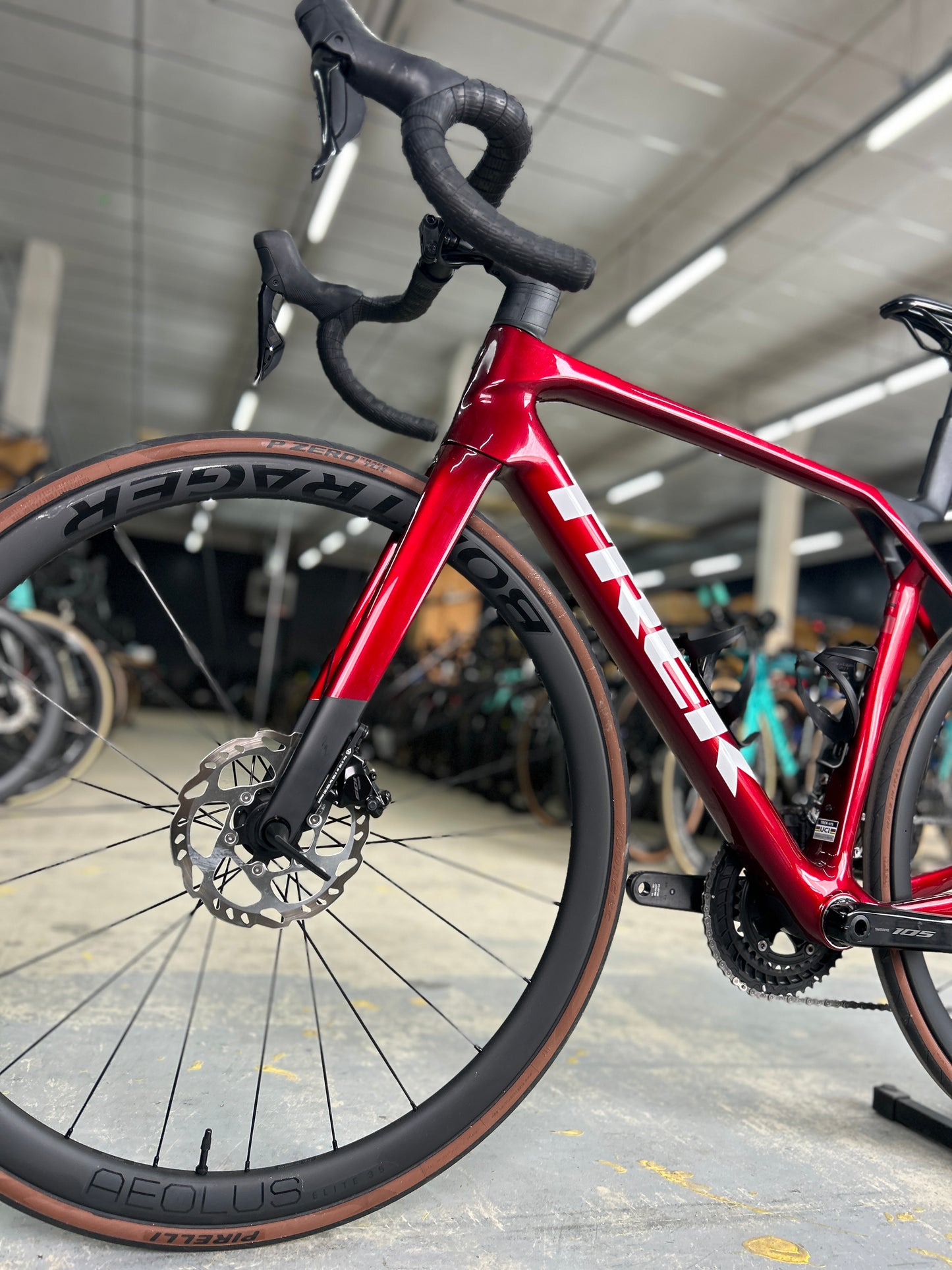 Trek Madone SL6 Di2 Carbon Road Bike