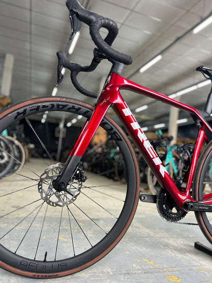 Trek Madone SL6 Di2 Carbon Road Bike