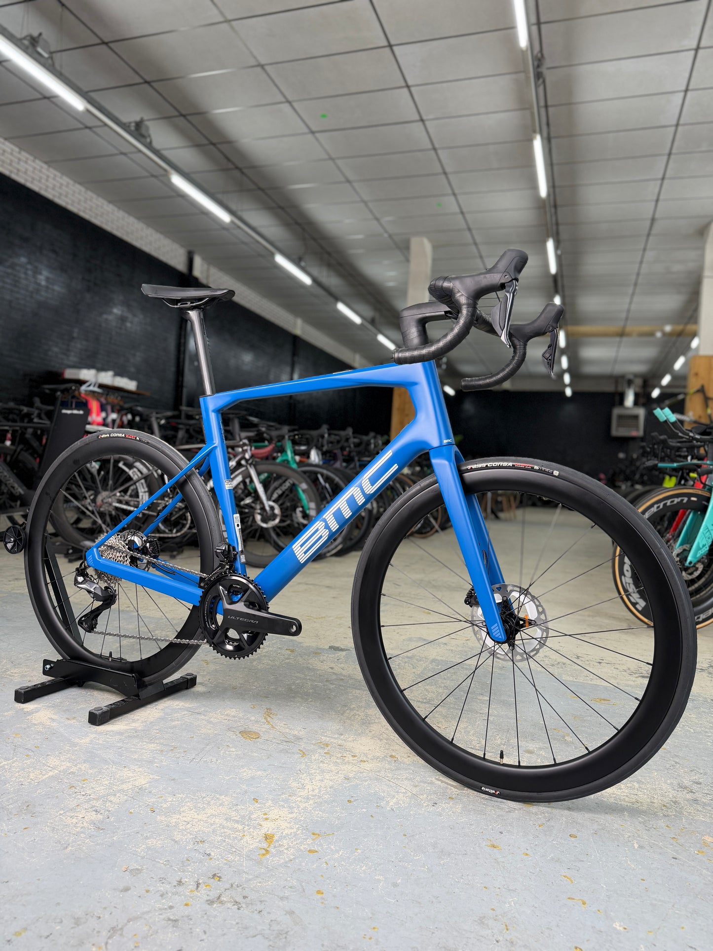NIEUW BMC Roadmachine Di2 Carbon Racefiets