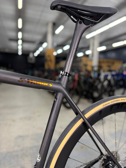 NIEUW S-Works Aethos Di2 Carbon Racefiets