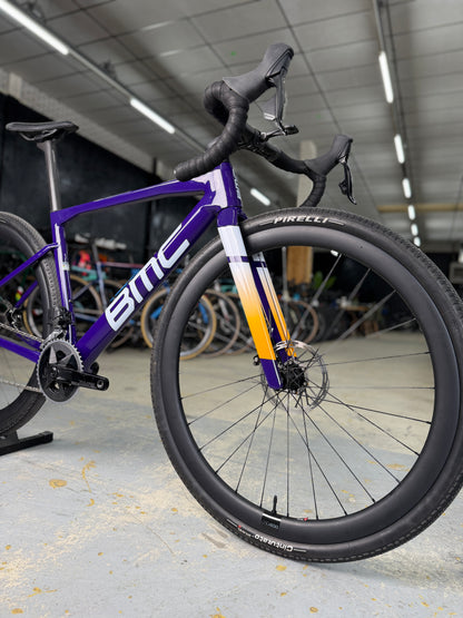 1000km BMC Kaius 01 THREE AXS Gravel Fiets
