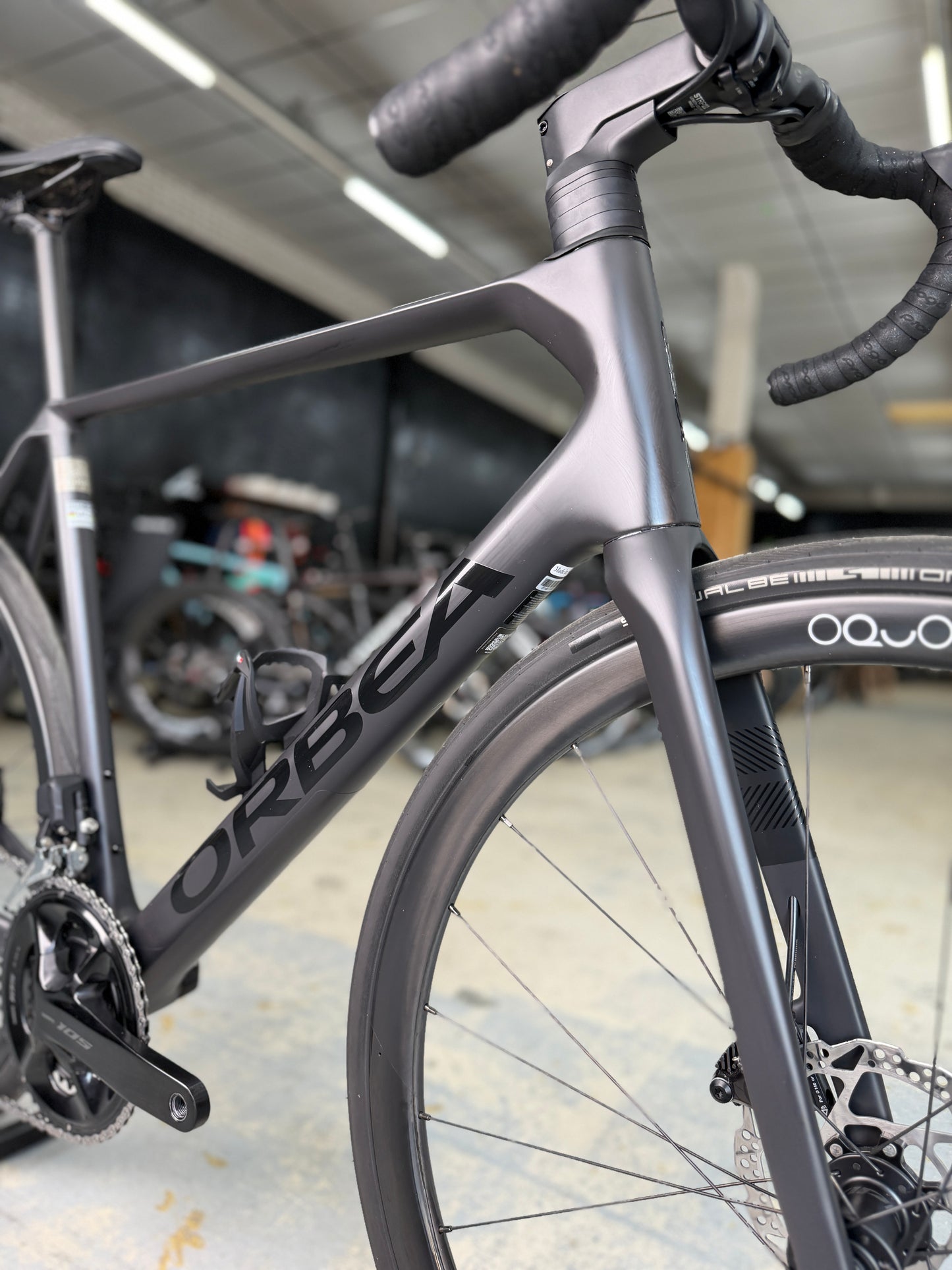 100km Orbea Orca M35i Di2 Carbon Racefiets