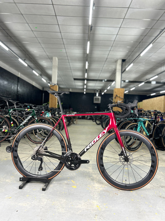 Showroom model Ridley Helium SLX Di2 Carbon Racefiets