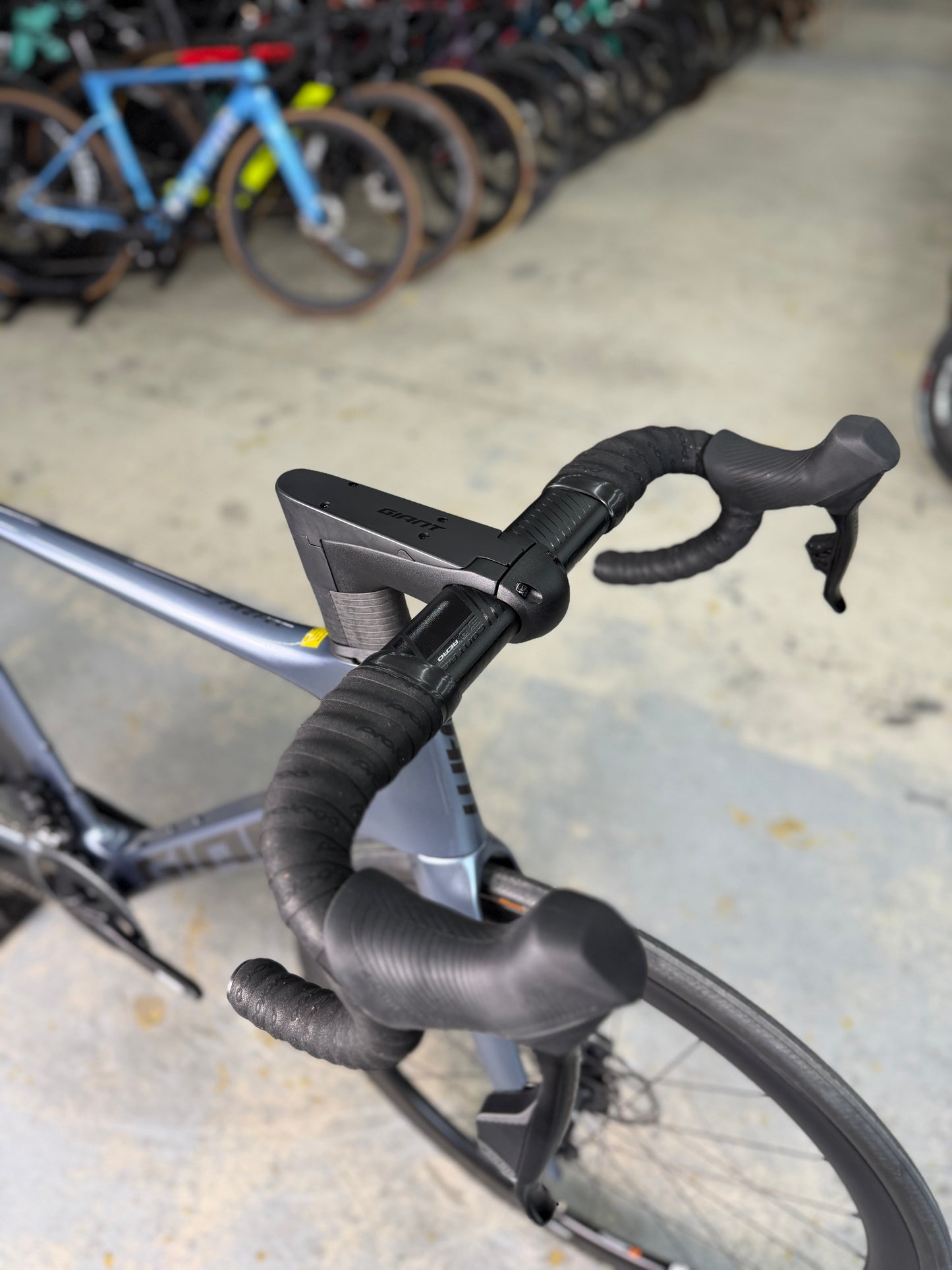 SHOWROOM Giant Propel Advanced 1 AXS Carbon Racefiets