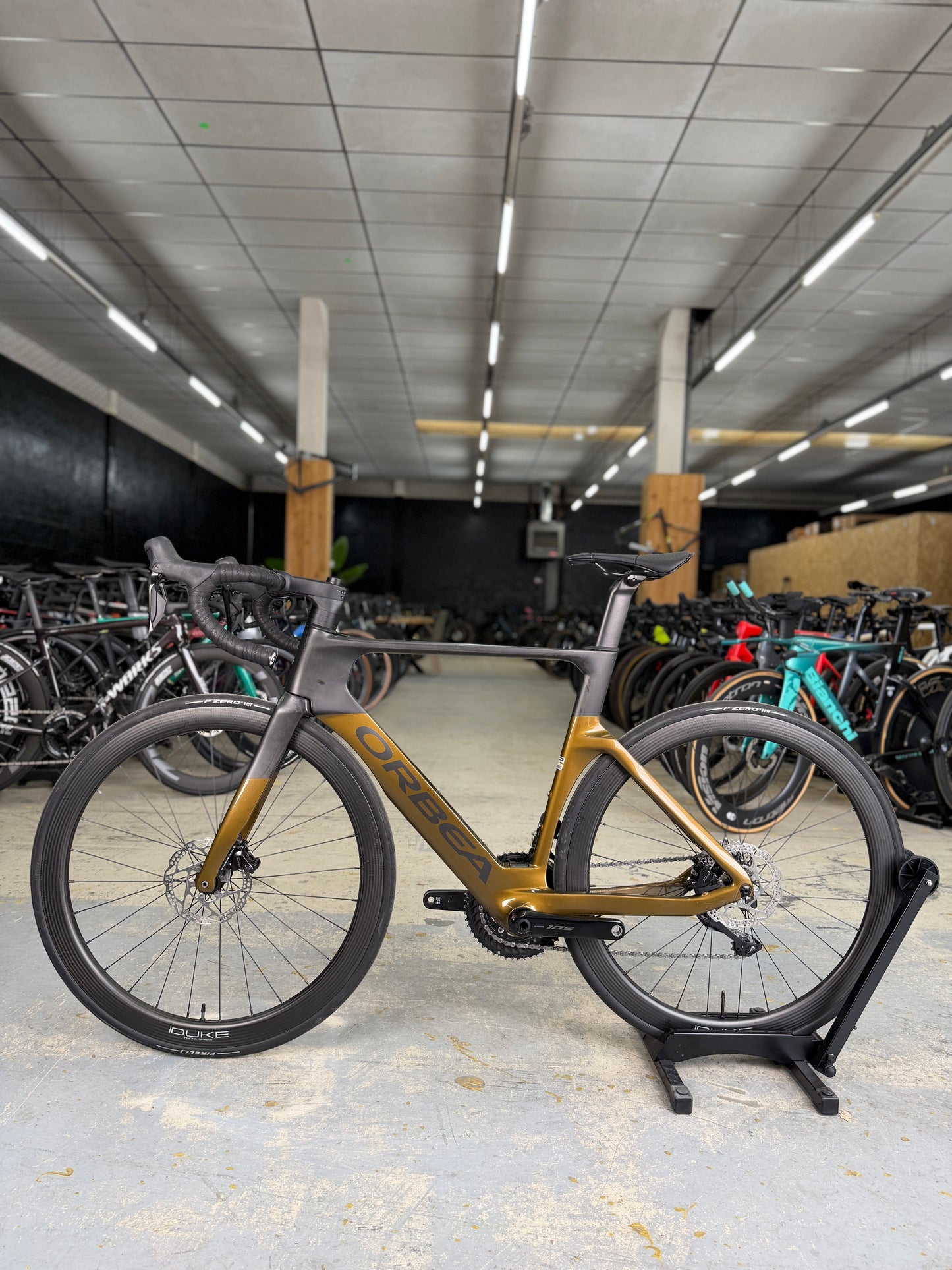 Orbea Orca Aero M30iLTD Di2 Carbon Racefiets