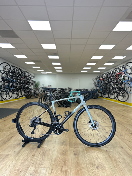 Liv Avail DI2 Carbon Disc Racefiets