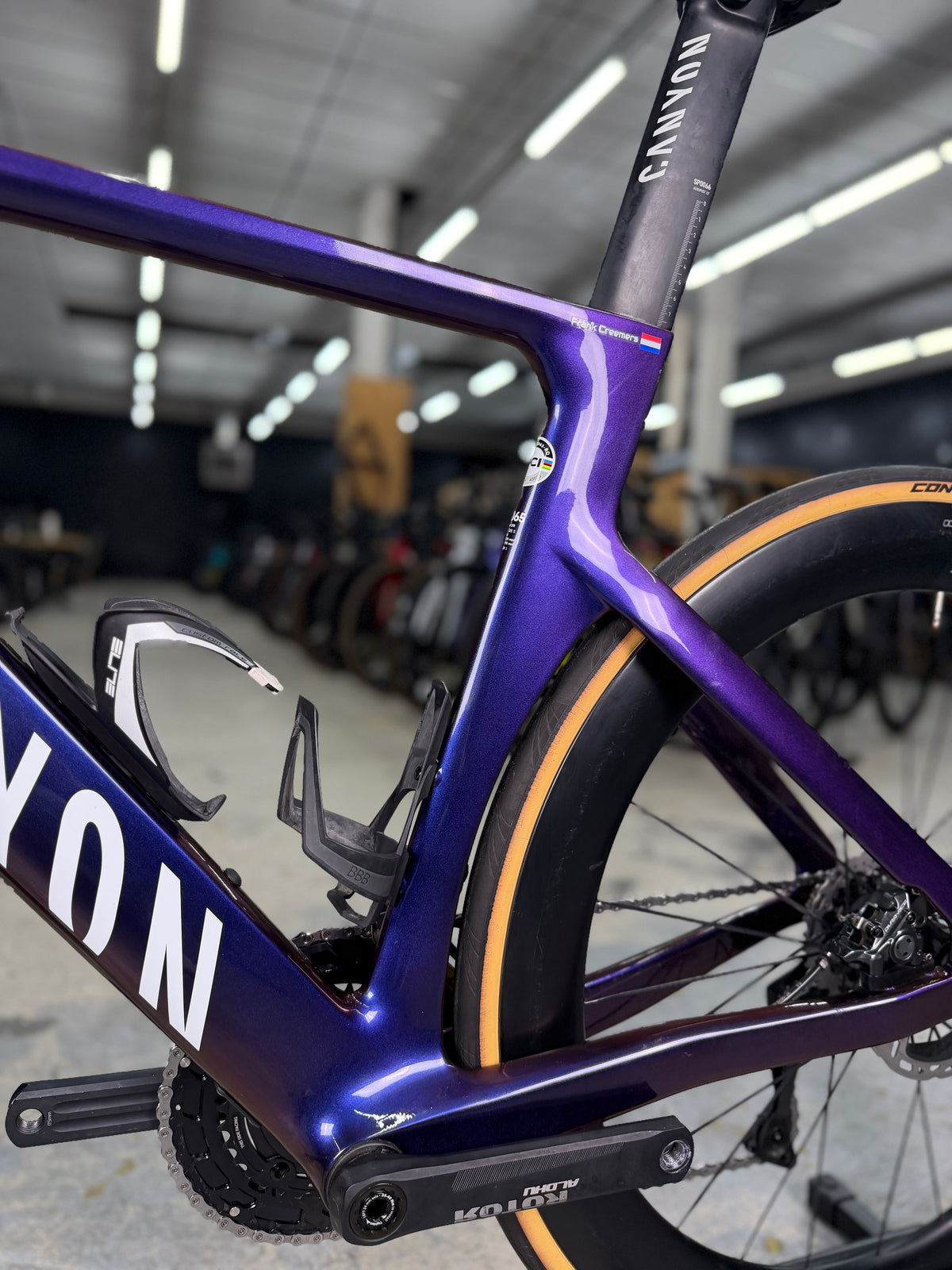 Canyon Aeroad CFR Dura Ace Di2 Carbon Racefiets