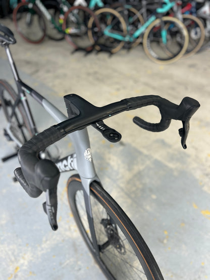 Bianchi Oltre XR4 AXS Carbon Road Bike
