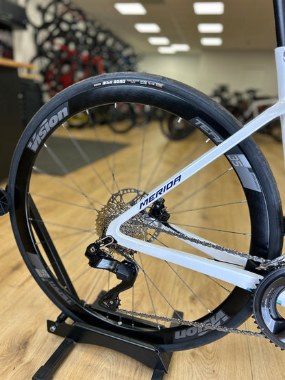 SHOWROOM MODEL 0km Merida Scultura 5000 Di2 Carbon Racefiets