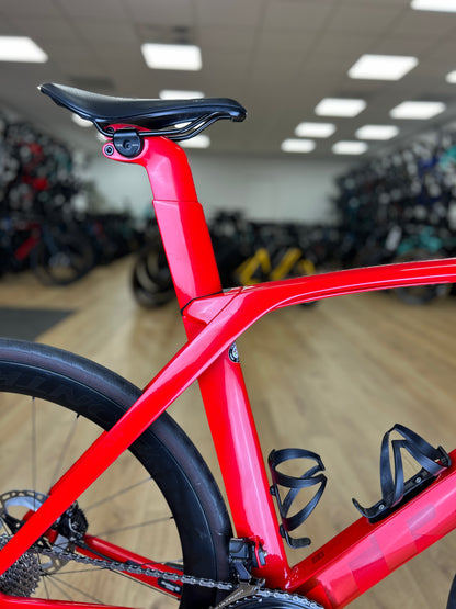 Trek Madone SL7 Di2 Carbon Road Bike