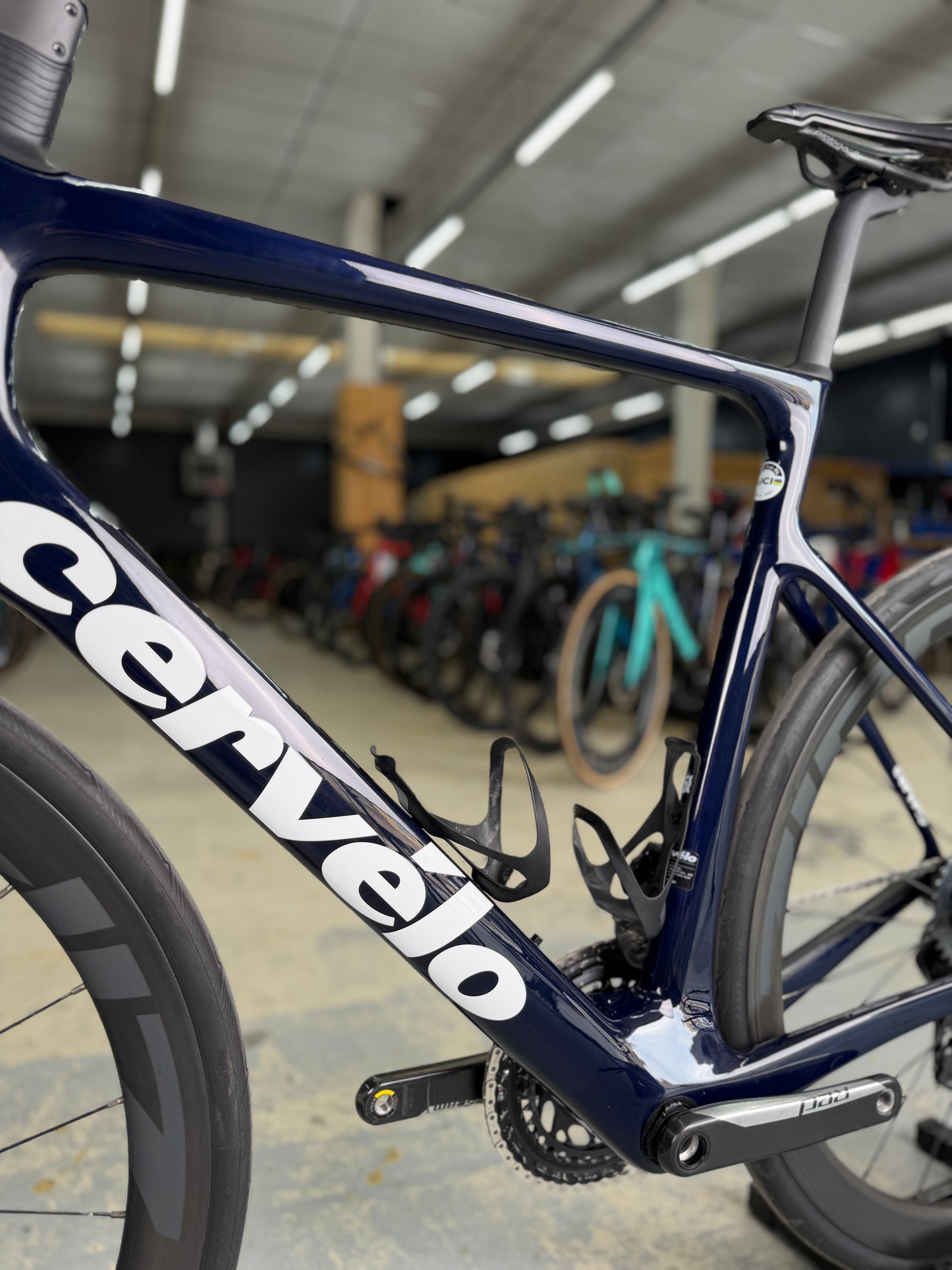 Cervélo Caledonia-5 Red eTap Carbon Road Bike