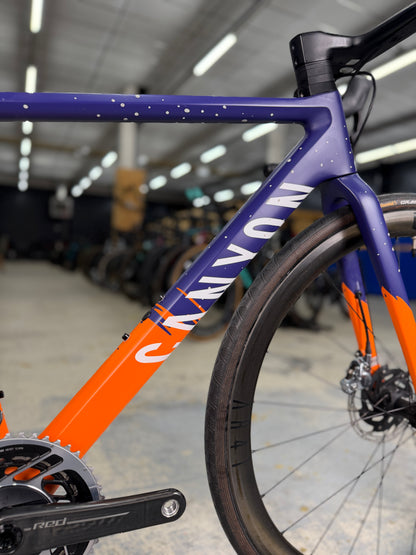 Canyon Ultimate CF SLX 9 WMN eTap Carbon Racefiets