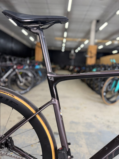 Giant Defy Advanced 1 Di2 Carbon Racefiets