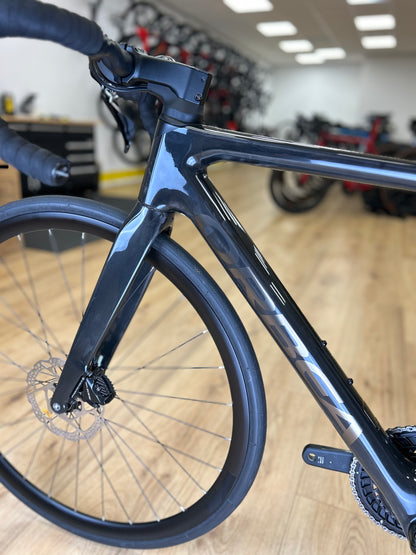 Showroom Orbea Orca M30 Carbon Disc Racefiets