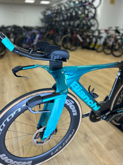 Bianchi Aquila RC Disc Di2 Carbon TT