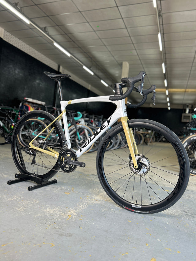 Ridley Fenix ​​SLiC Di2 Carbon Road Bike