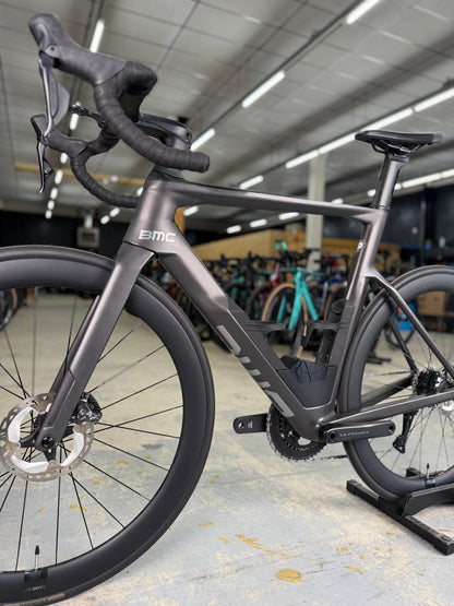 BMC Timemachine 01 ROAD Di2 Carbon Racefiets
