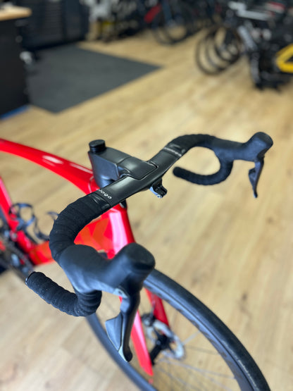 Trek Madone SL7 Di2 Carbon Road Bike