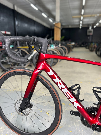 Trek Madone SL6 Di2 Carbon Road Bike