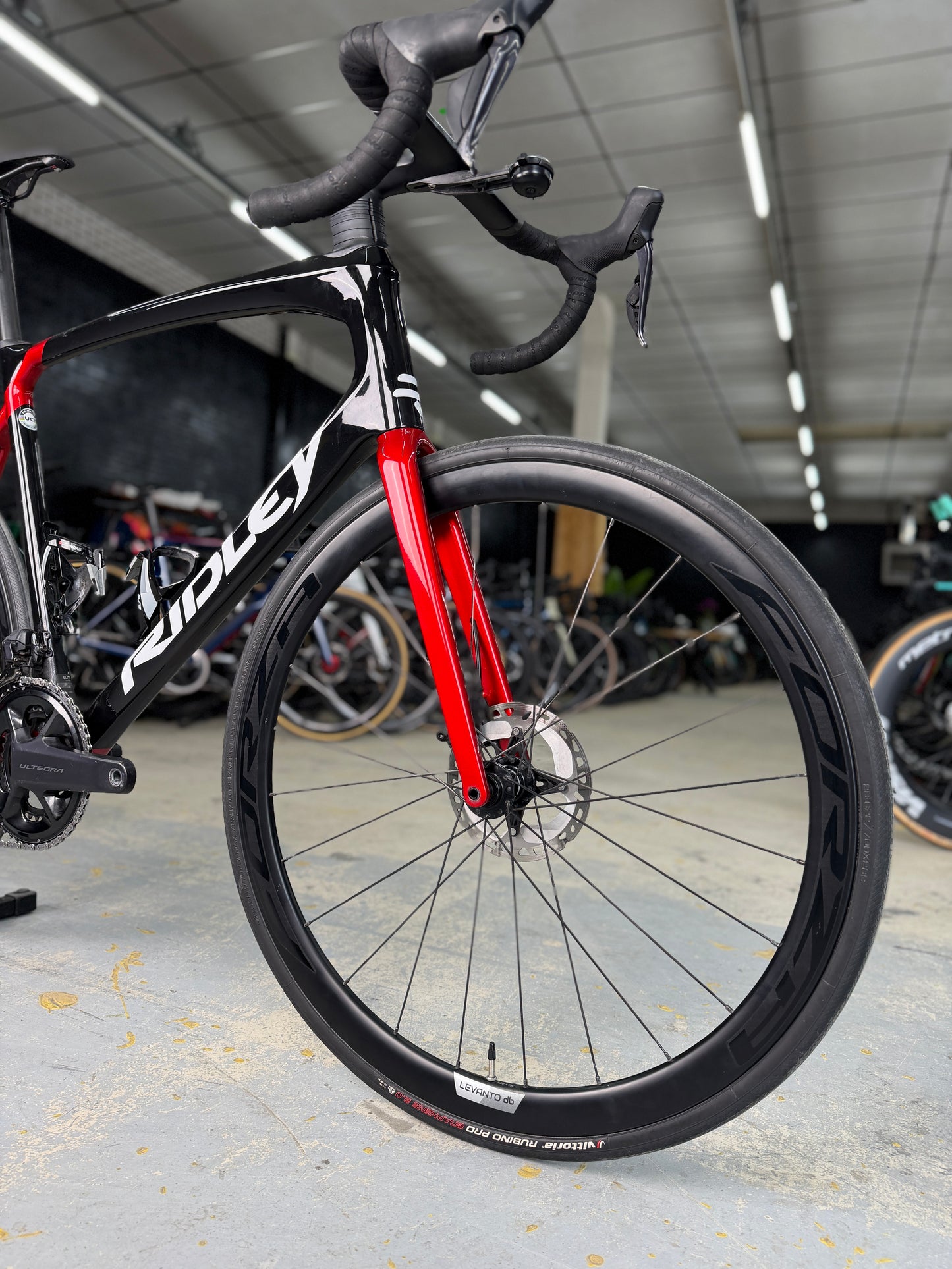 Ridley Fenix SLiC Di2 Carbon Racefiets