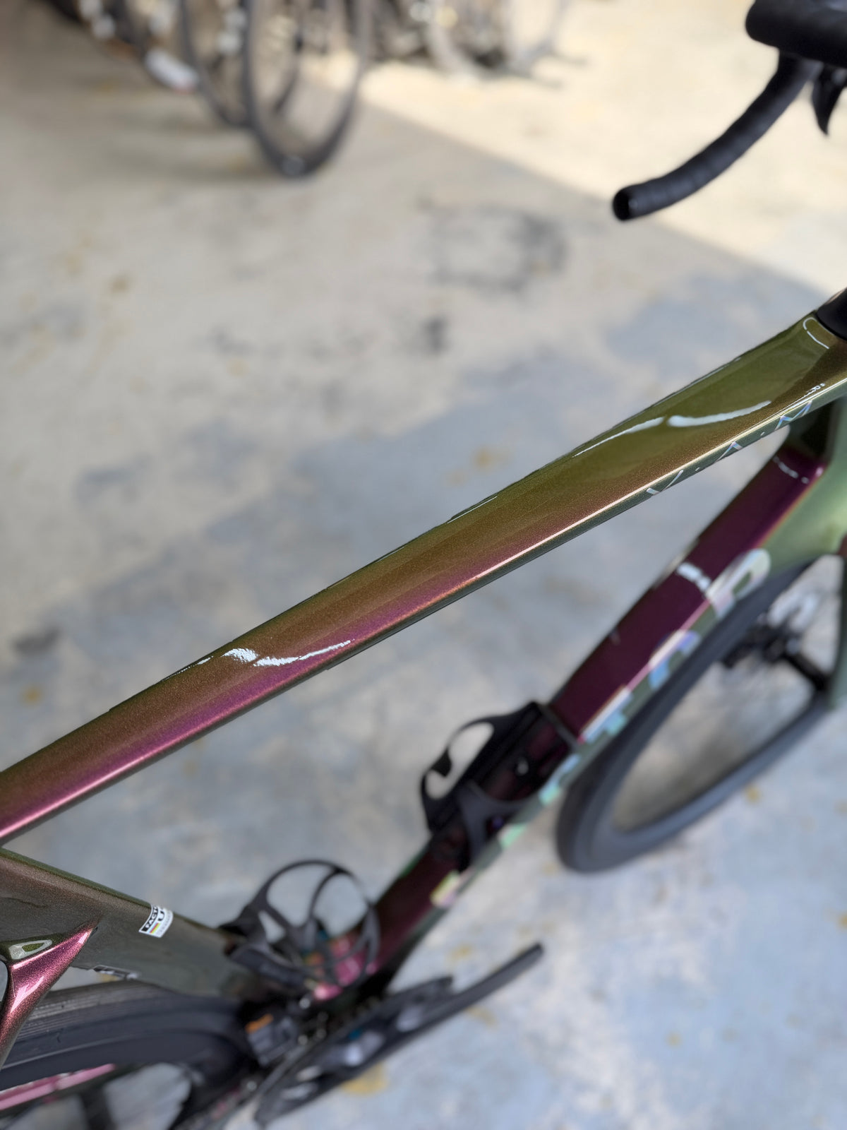 NIEUW Factor Ostro VAM Di2 Carbon Racefiets