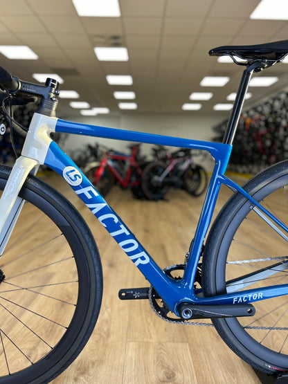 NIEUW FACTOR LS GRAVEL DI2 Carbon