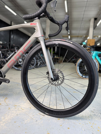 BMC Roadmachine 01 THREE AXS Carbon Racefiets
