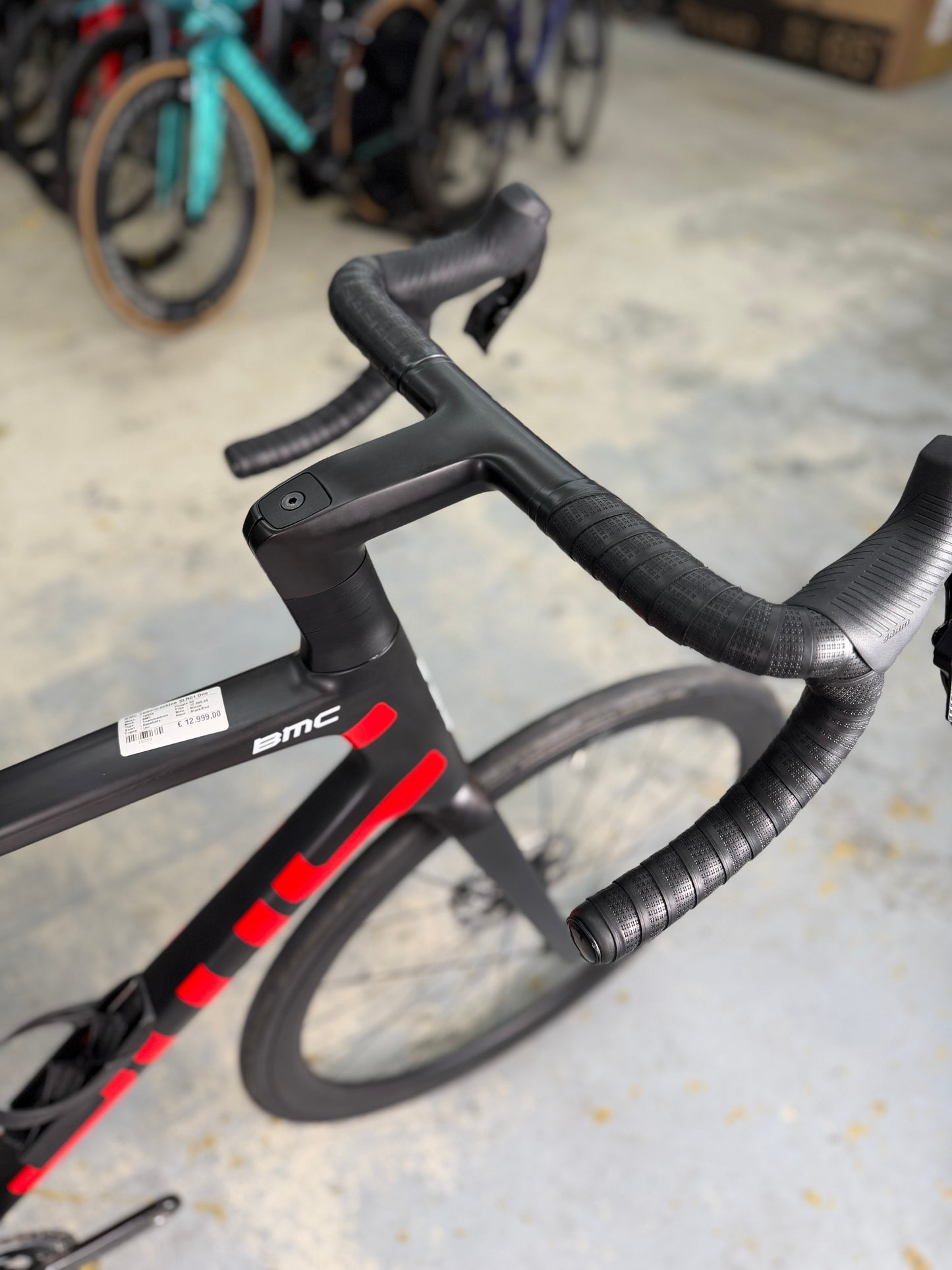 NIEUW BMC Teammachine SLR 01 ONE Red eTap Carbon Racefiets