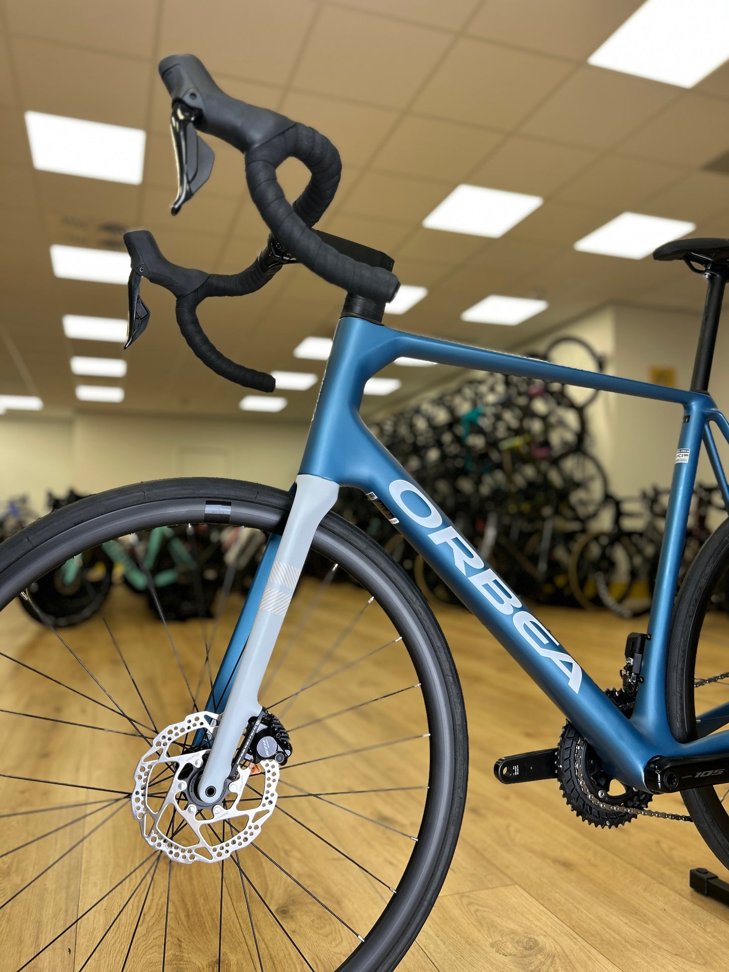 0km Showroom Model Orbea Orca M30i Di2 Carbon Racefiets