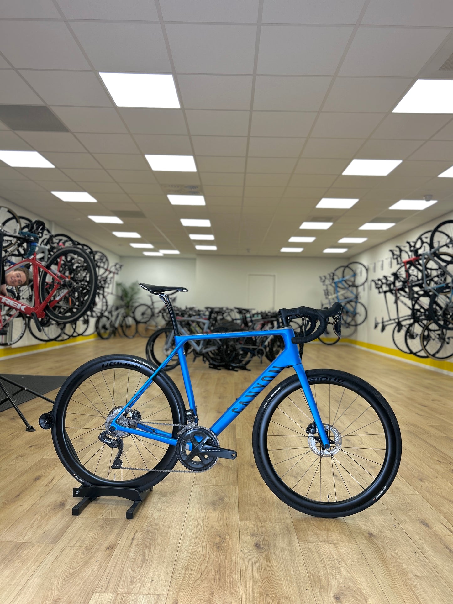 Canyon Endurace CF SL8 Di2 Carbon Disc Racefiets
