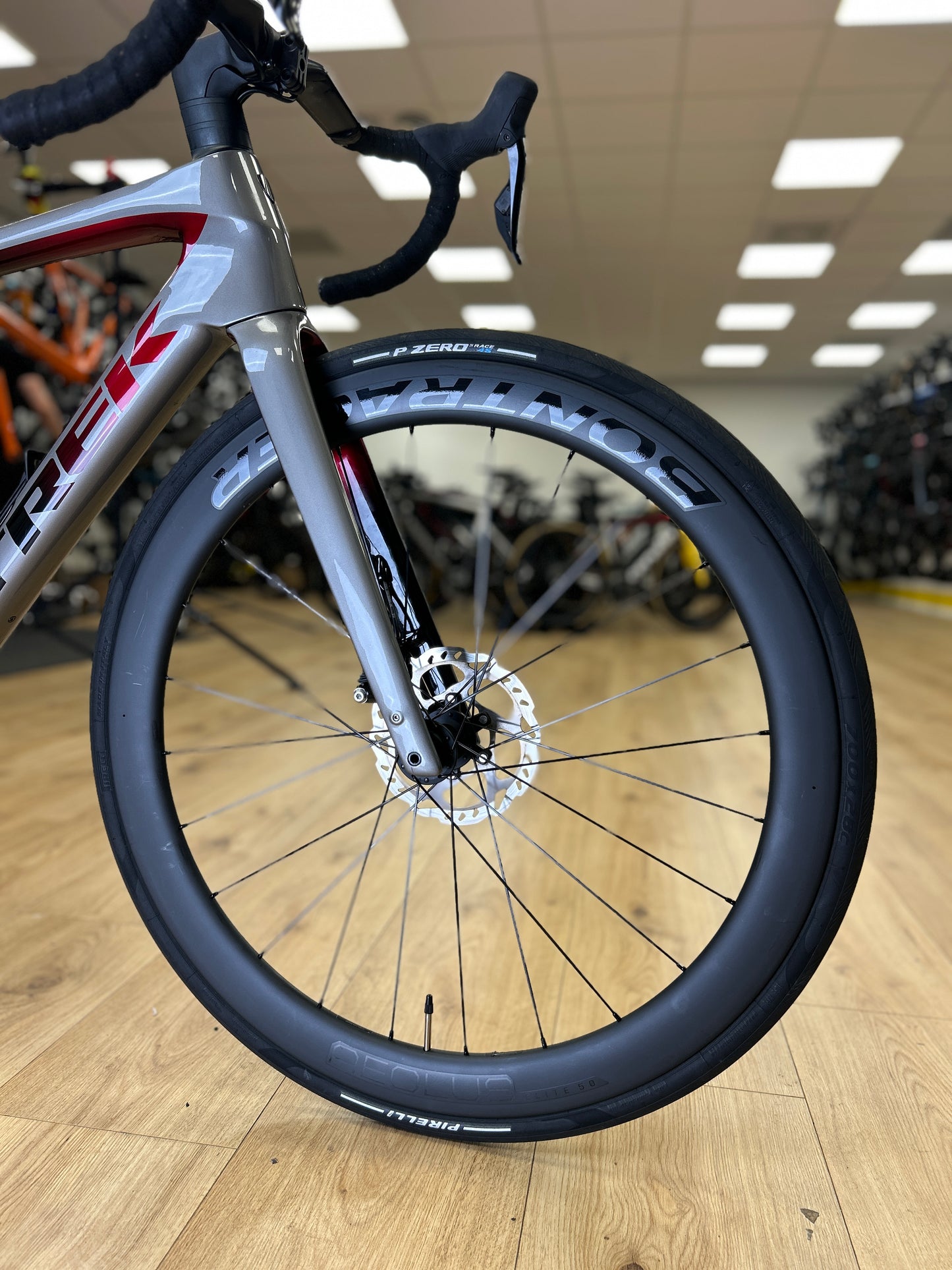 Trek Domane Di2 Carbon Racefiets