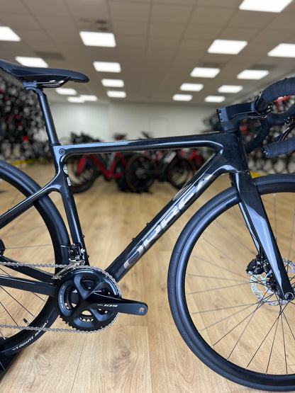 Showroom Orbea Orca M30 Carbon Disc Racefiets