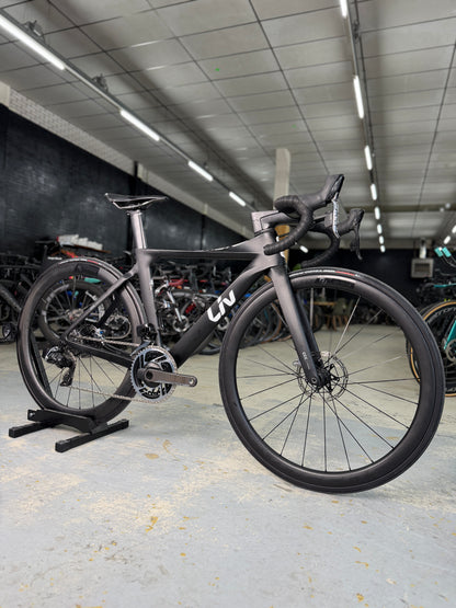 Liv EnviLiv SRAM RED AXS Carbon Racefiets