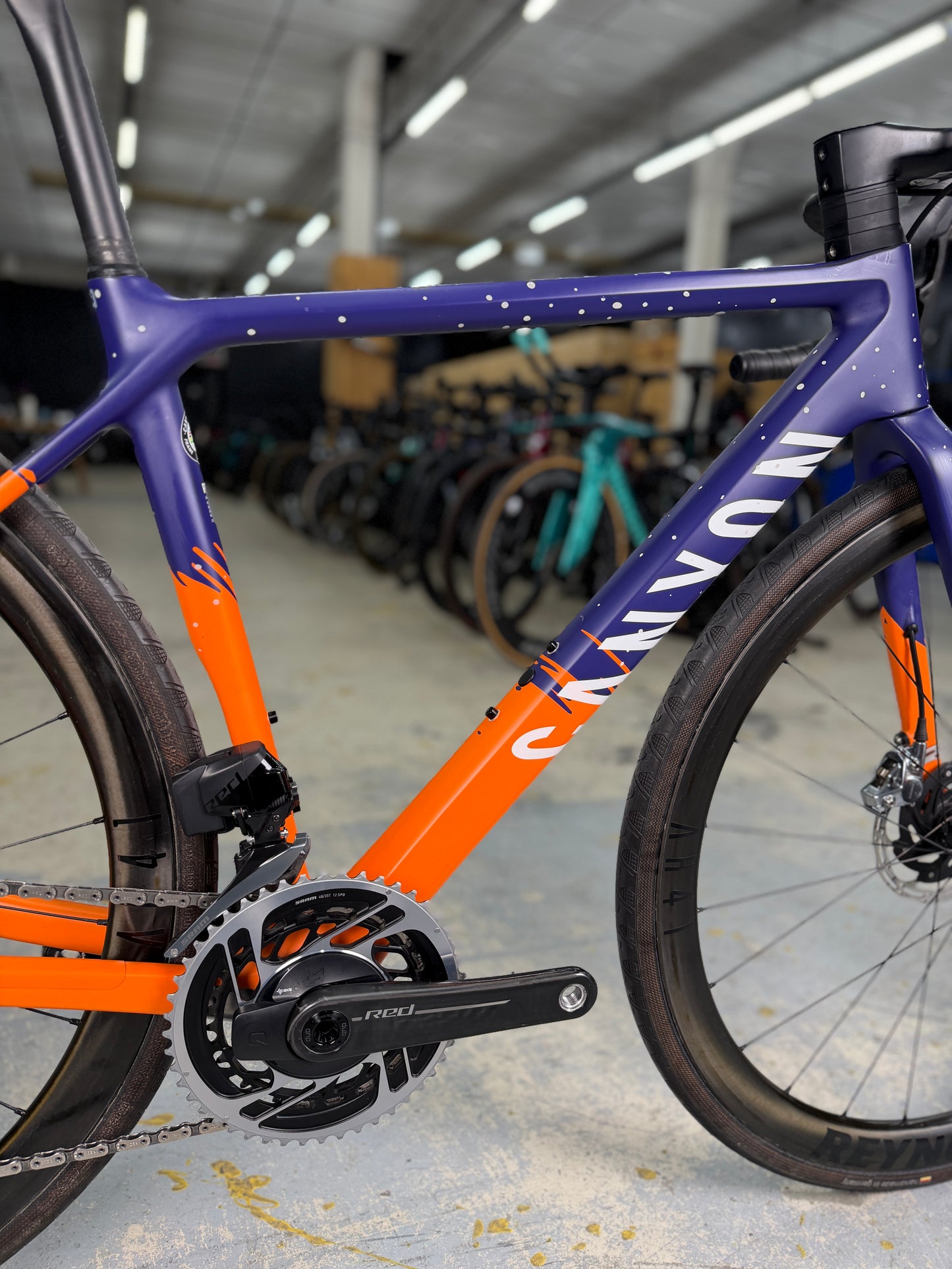 Canyon Ultimate CF SLX 9 WMN eTap Carbon Racefiets