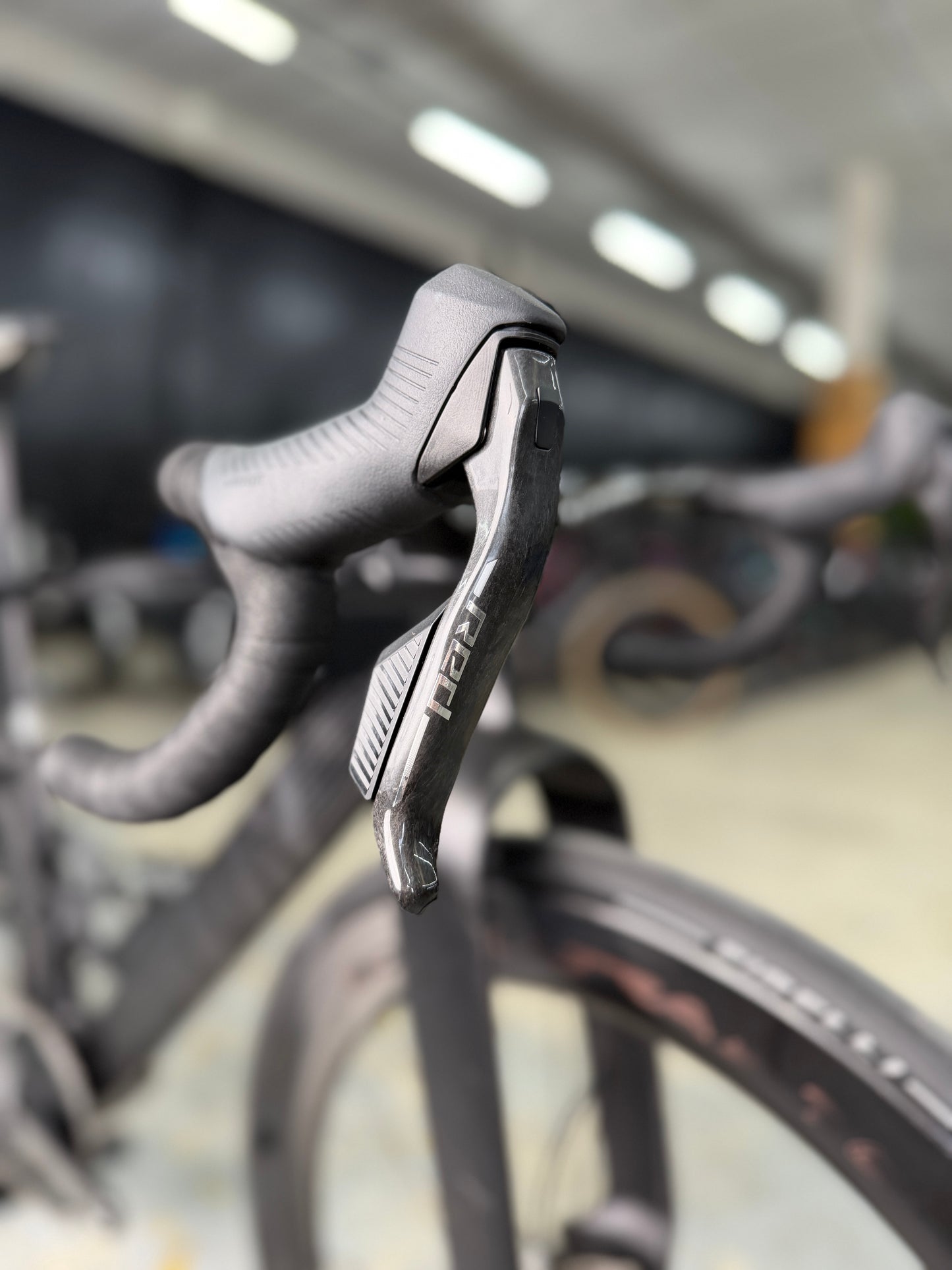250km Factor ONE SRAM Red eTap Carbon Racefiets