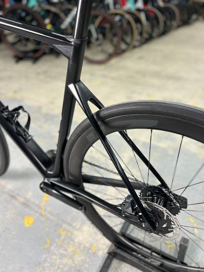 BMC Roadmachine ONE AXS Carbon Road Bike