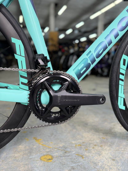 Bianchi Oltre Race Di2 Carbon Road Bike